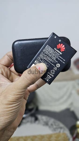 Urgent sale Huawei E5577E 4G only zain sim works 2