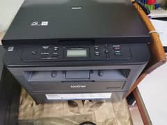 Three printers for sale with excellent condition. l