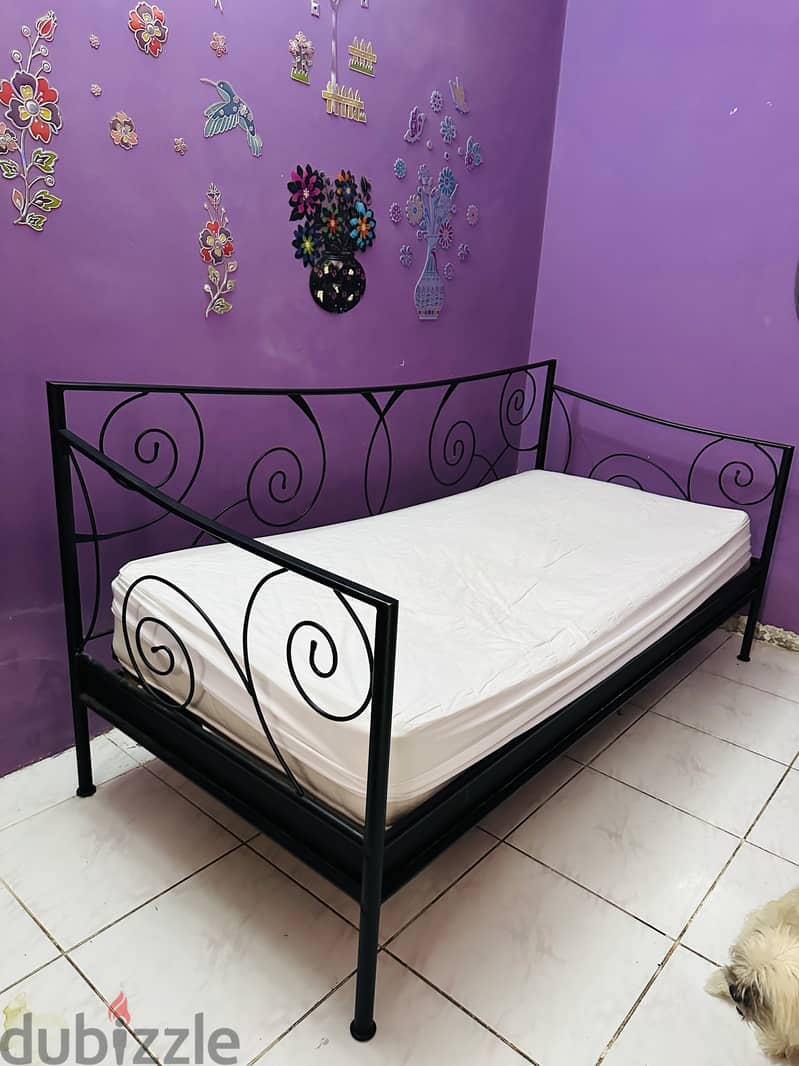 Metal frame sofa bed for sale!! 1