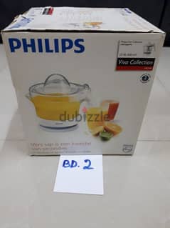 Philips Juicer, Arabic tea set, vase and various other