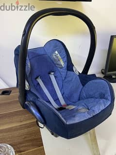 infant car seat 0