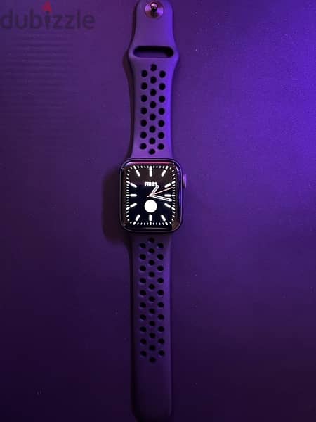 Apple Watch Series 4 black 1