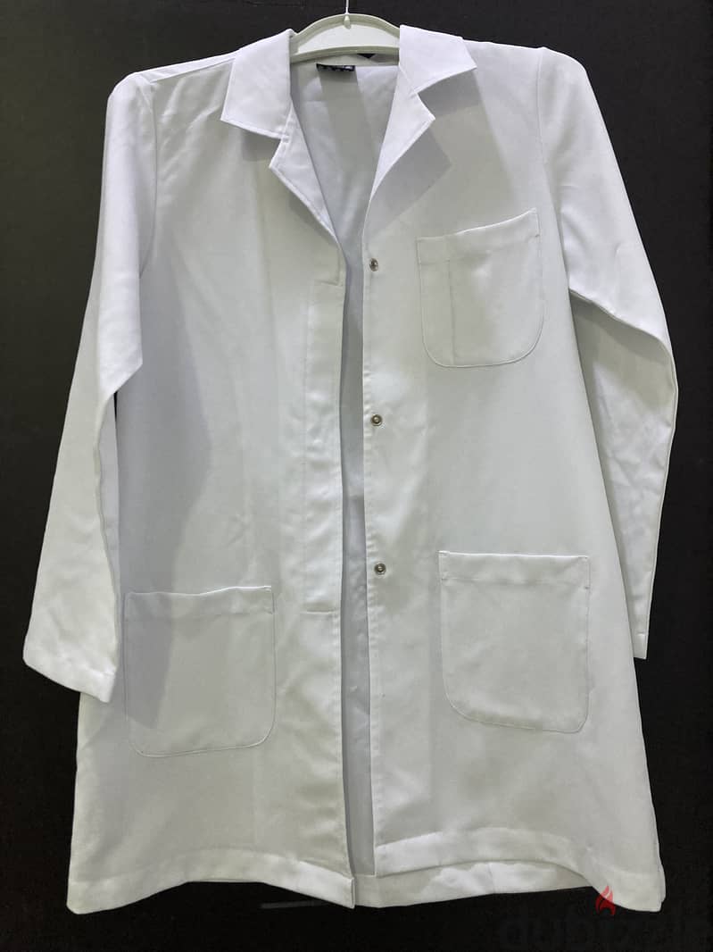 White lab coats for sale at a negotiable price 0