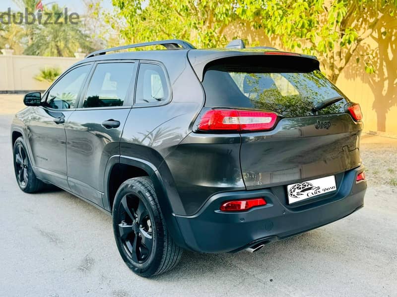 Reduced Price - Jeep Cherokee Sport 2017 Low Mileage 3