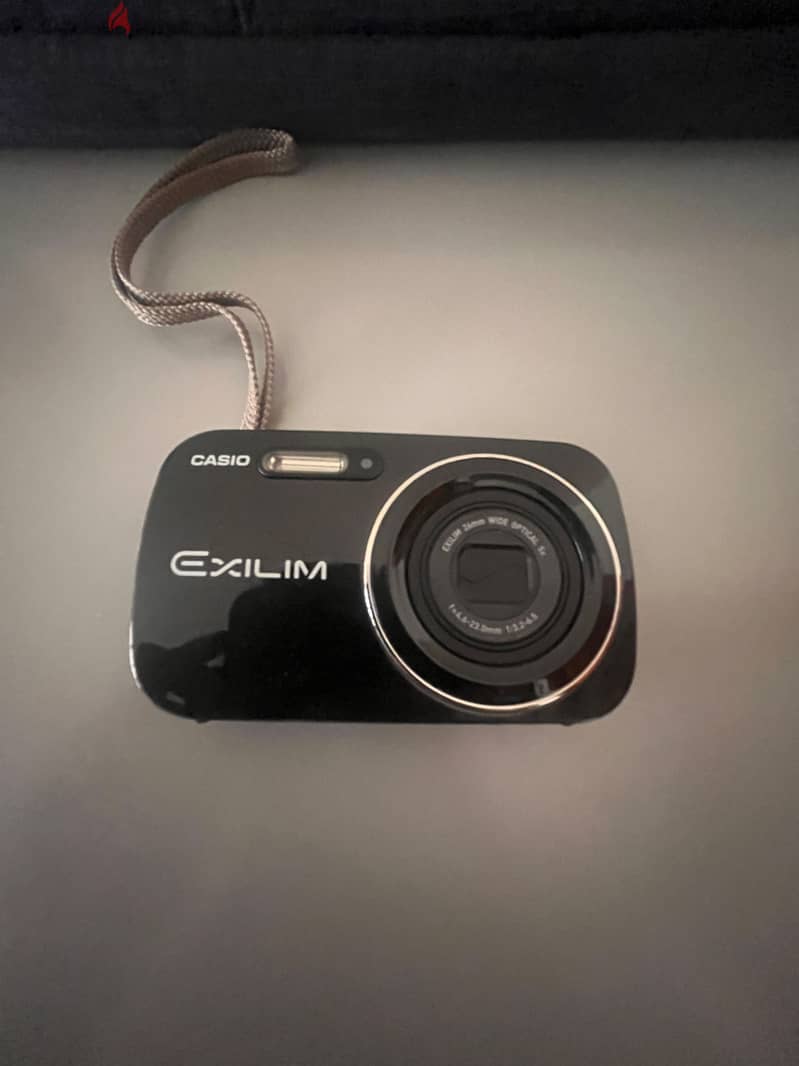 CASIO EX-S200 Digital Camera Black Exilim 14MP Stylish Slim 2