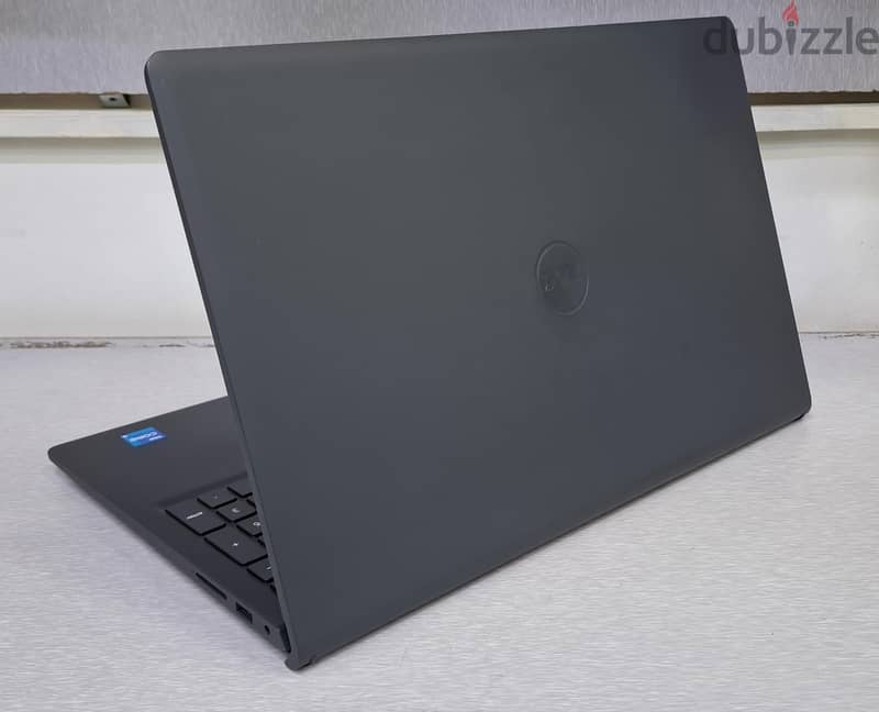 DELL 11th Generation Core i5 Touch Laptop 15.6" Touch Display 8GB RAM 5