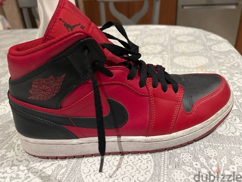 nike Jordan 1 mid reverse bred (2021) 1