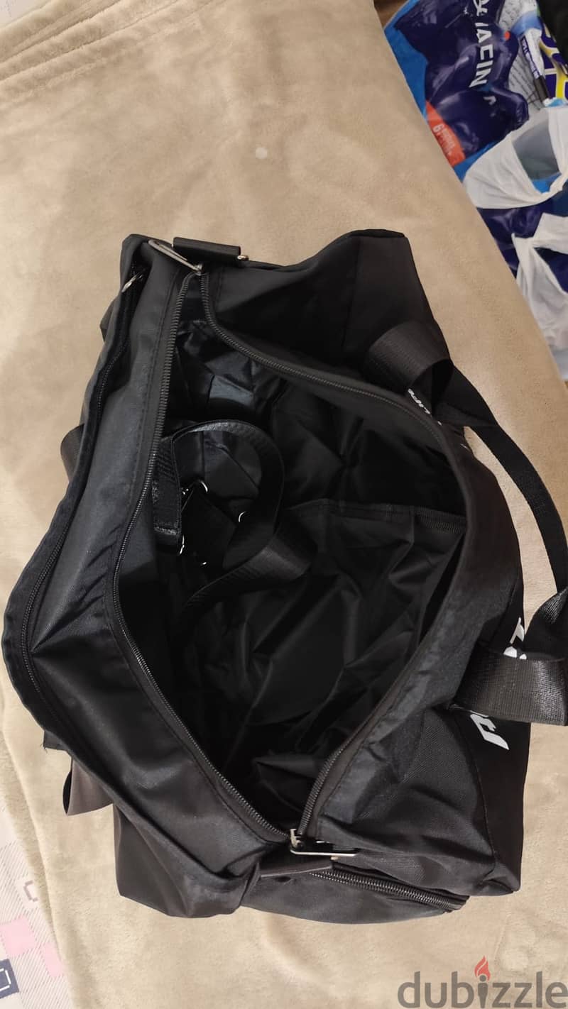 Brand NEW gym bag for sale - not used at all (water proof) 1