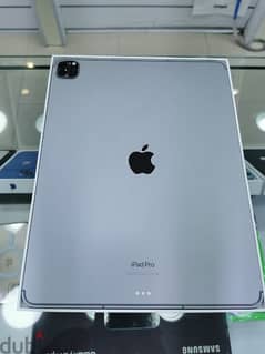 iPad Pro 12.9 in 6 generation Wi-Fi +cellular 128 GB Space Grey