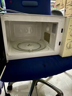 West Point Microwave Oven, Used in good condition