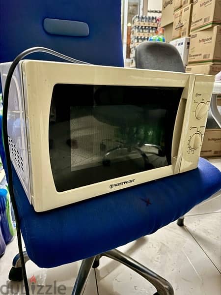 West Point Microwave Oven, Used in good condition 1