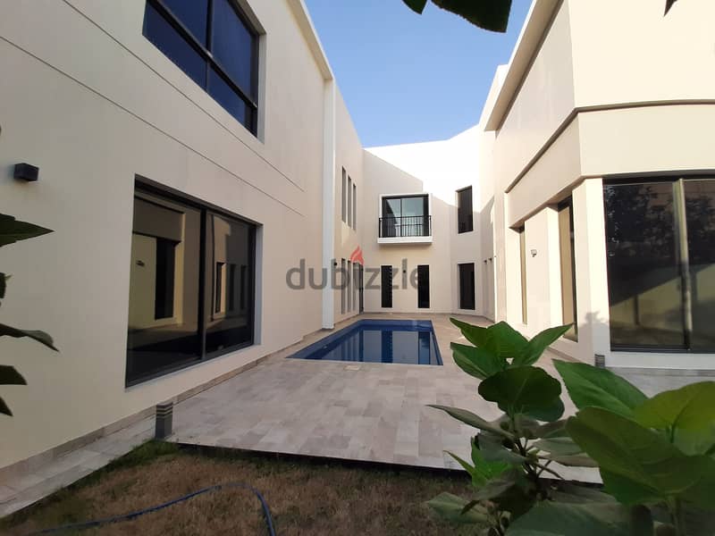 modern villa with private pool close to saudi causeway 0