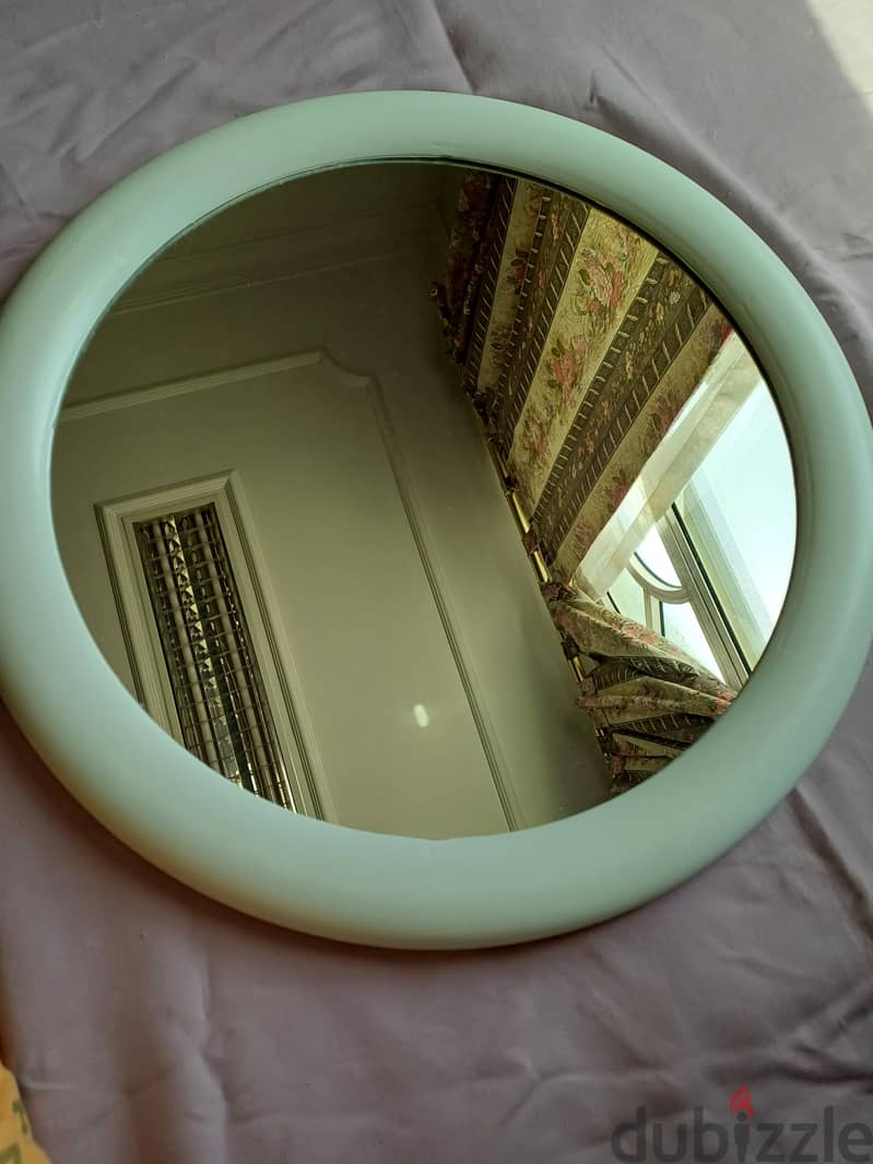 Round mirror for bathroom 5bd 1