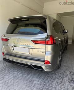 Lexus LX-Series 2018