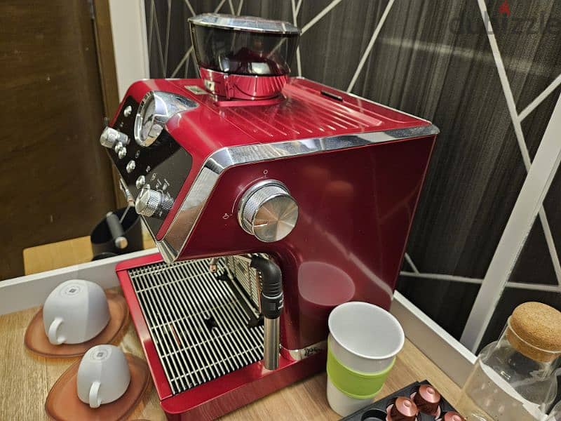 Delonghi La Specialista Coffee Machine 5