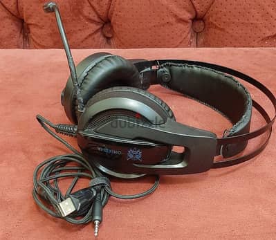 HEDPHONE 4 PIECE 2 GEM HEDPHONE 2 AUDIO STUDIO HEDPHONE FOR SALE