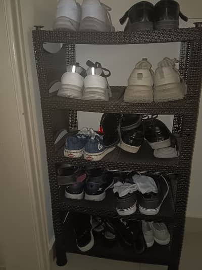 Open shoerack