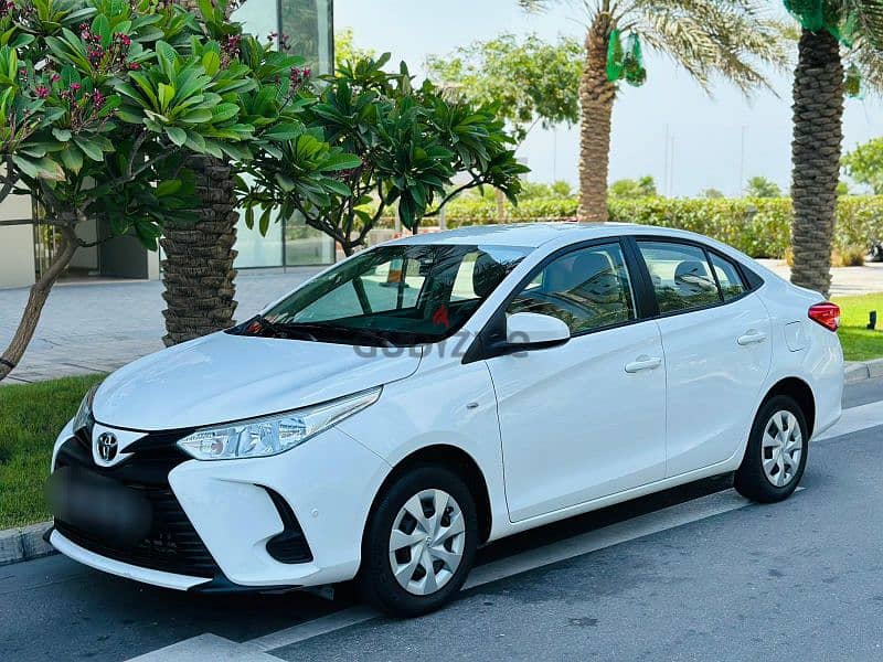 Toyota Yaris 2022 model still brand new condition 10