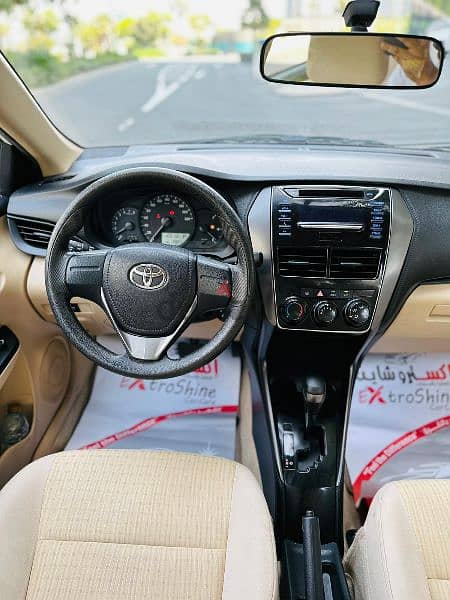 Toyota Yaris 2022 model still brand new condition 14