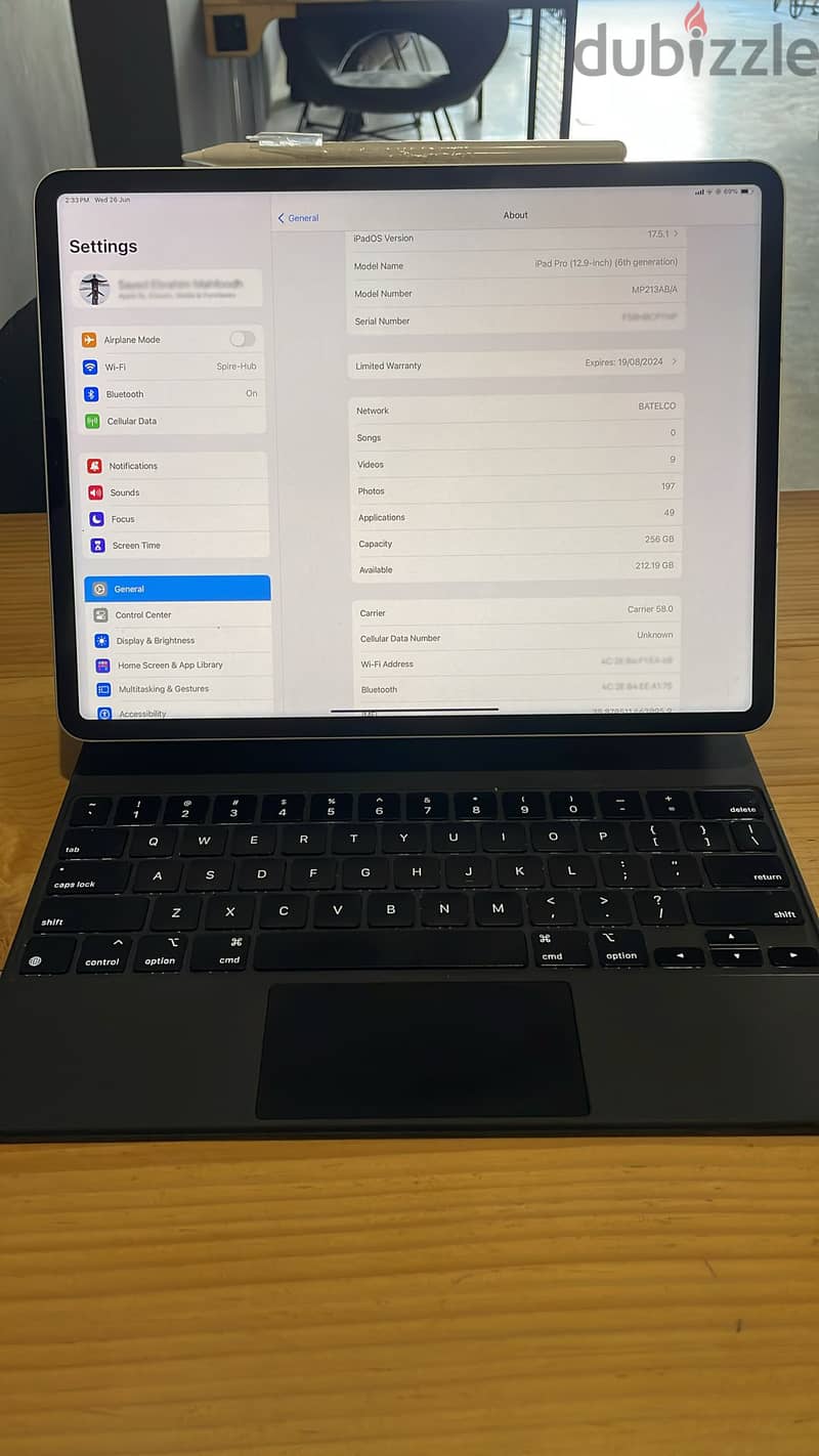 Ipad Pro 6th Gen 12.9" inch With Apple  Keyboard M2 - 256 GB 0