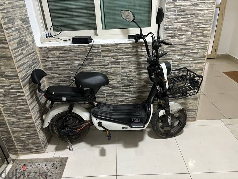 e scooter for sale in very good condition 8