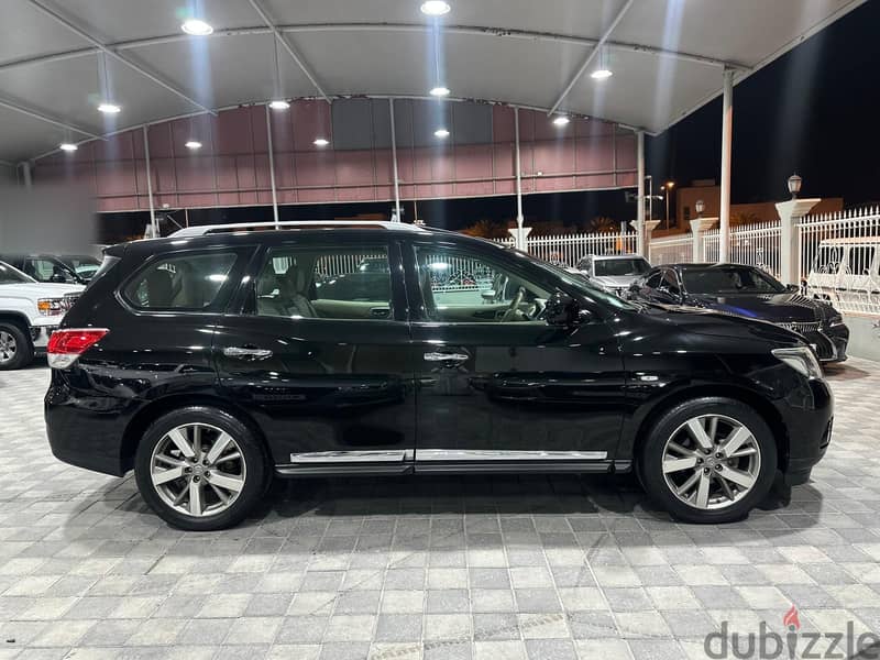 Nissan Pathfinder 2015 9