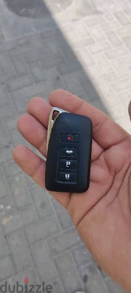 Lexus key original used مفتاح لكزس مستعمل أصلي 0
