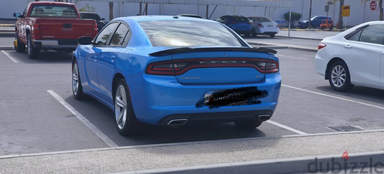 SXT . . 2018 model. . 115000 milege Blue color 1