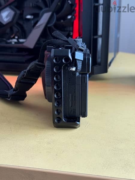 Sony A6400 Body Only with Smallrig Cage 3
