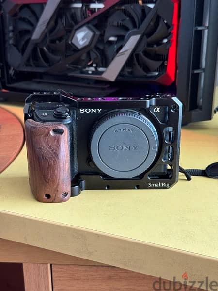 Sony A6400 Body Only with Smallrig Cage 4