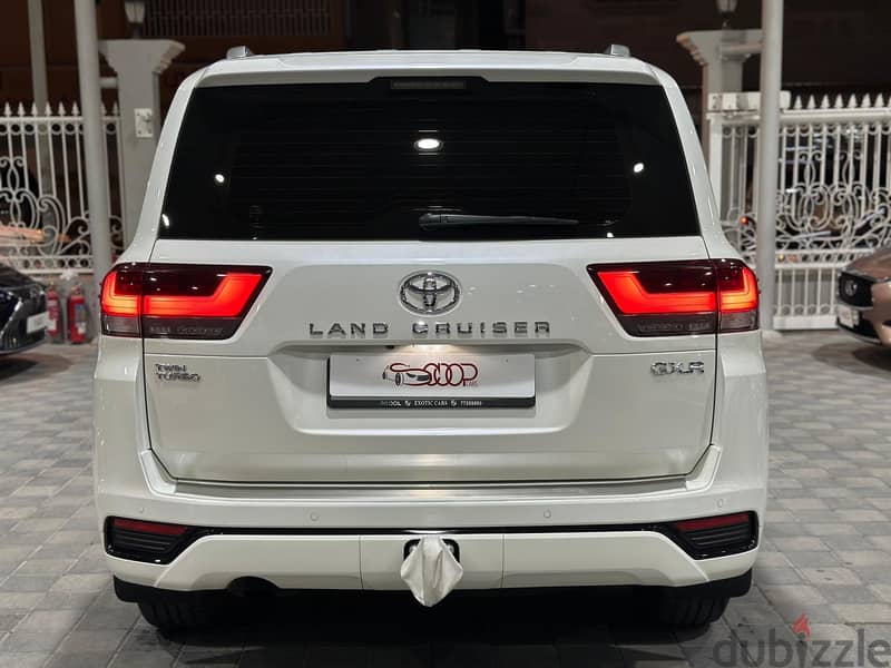 Toyota Land Cruiser 2023 10