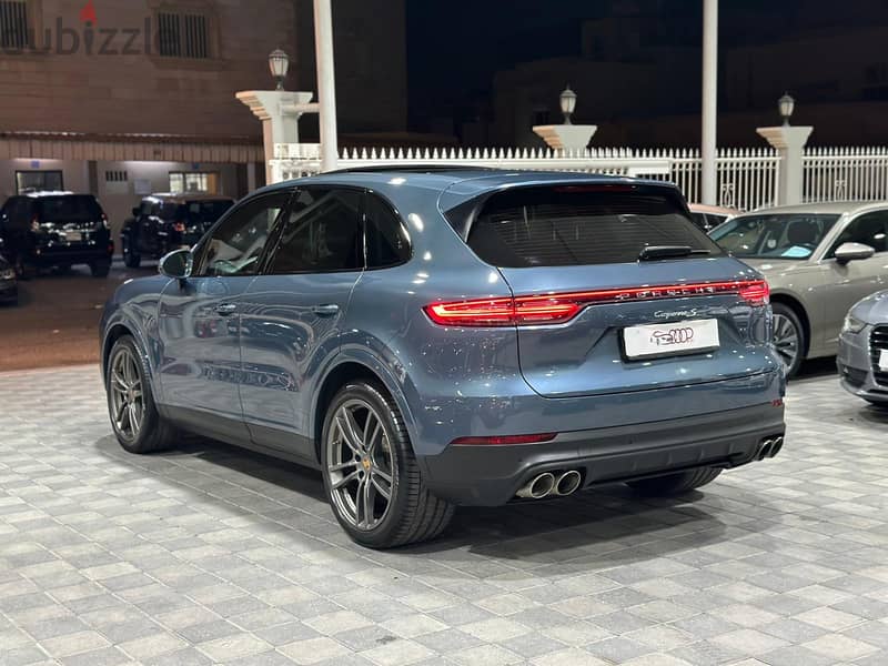 Porsche Cayenne S 2019 10