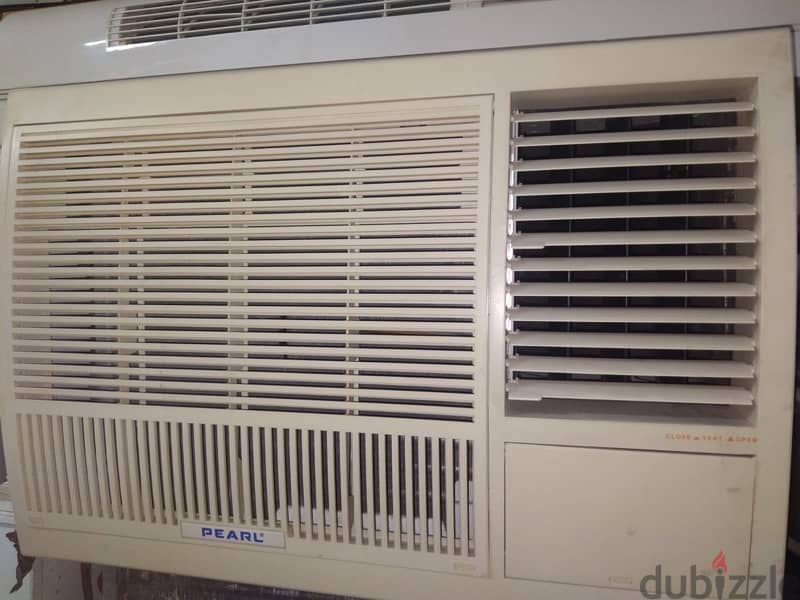 pearl a/c good condition 3