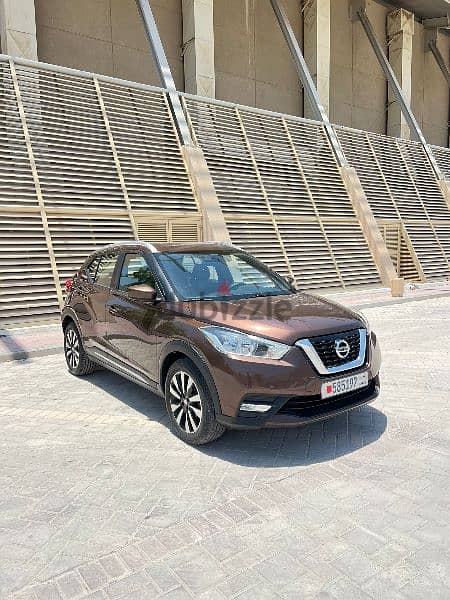 Nissan Kicks 2018 First Owner Low Millage Very Clean Condition 2
