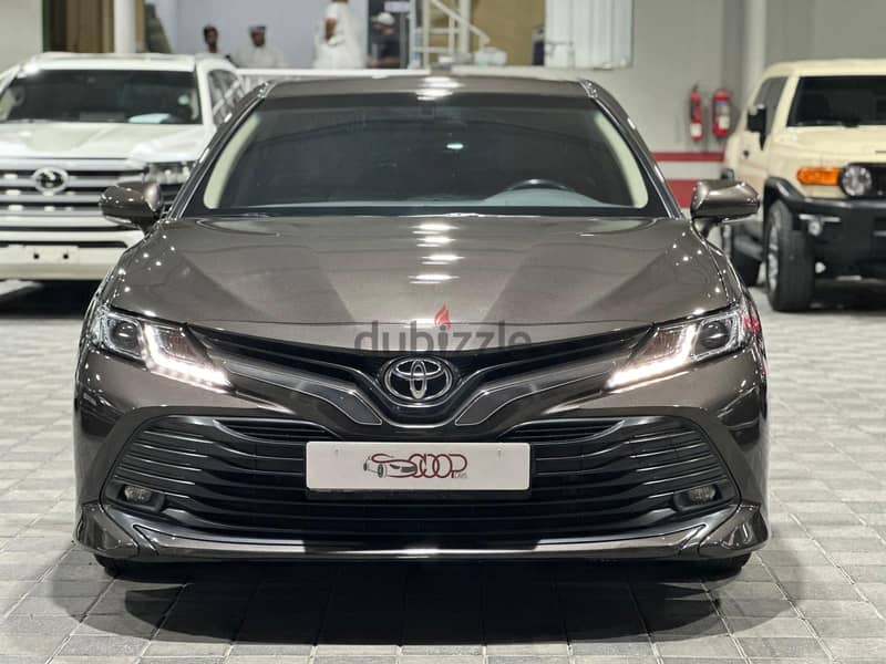 Toyota Camry 2020 1