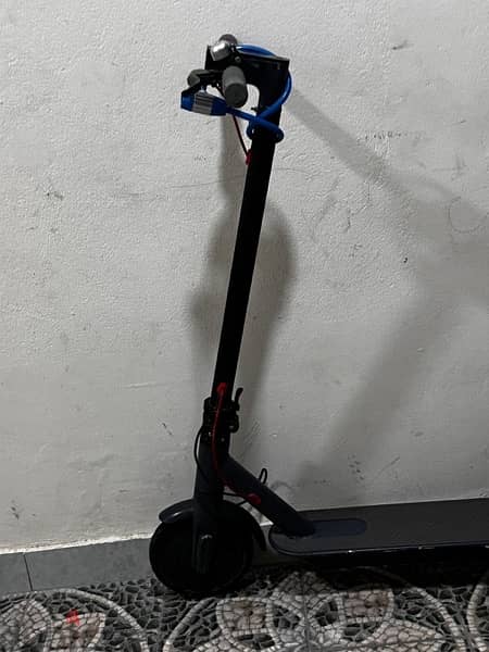 For sale electric scooter  للبيع سكوتر كهربائي 1