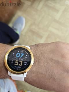 Garmin vivo active 3 watch in excellent condition with charger 0