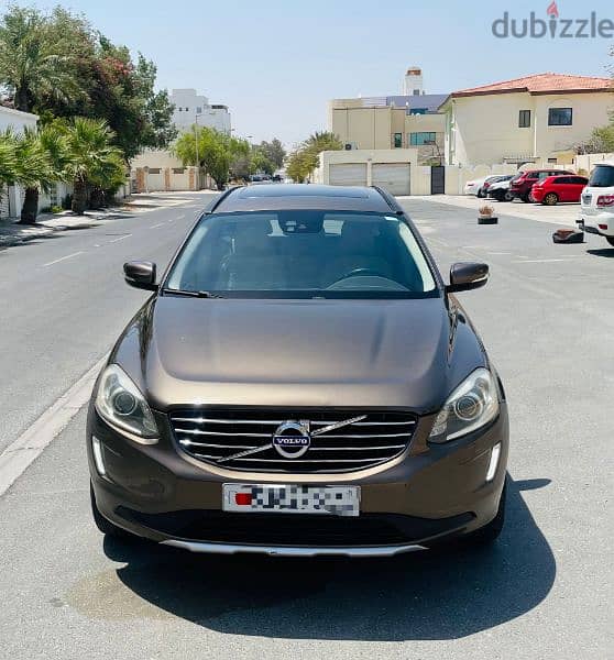 Volvo XC60 2014 model fully agent maintained for sale 12