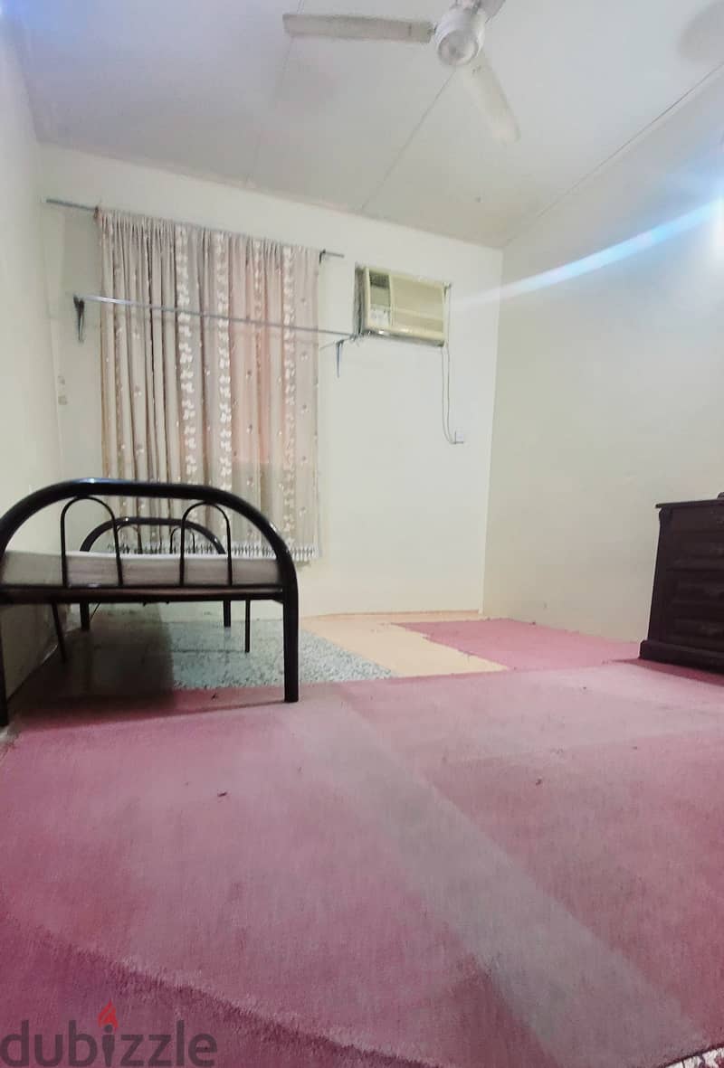Bed Space in Furnished room for Rent in Manama for 40BD incl. EWA 2