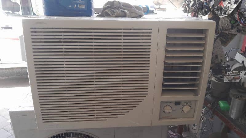 2 ton window Ac for sale good condition good six months warranty 5