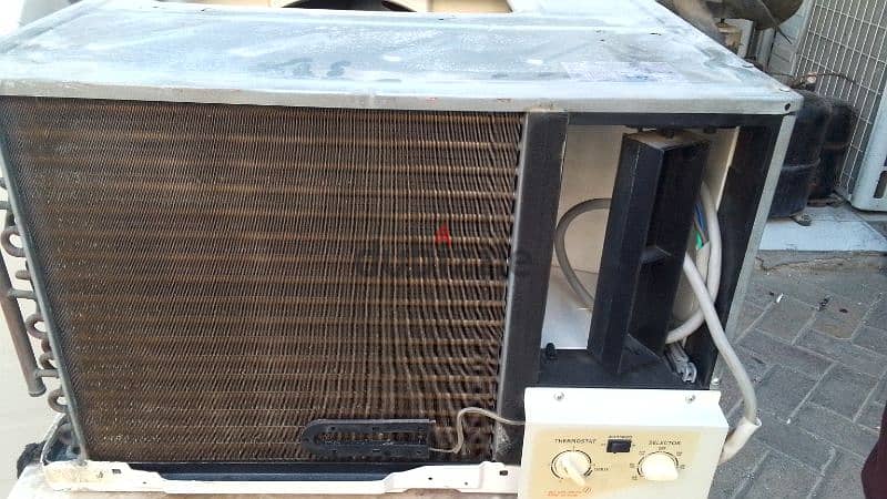 2 ton window Ac for sale good condition good six months warranty 6