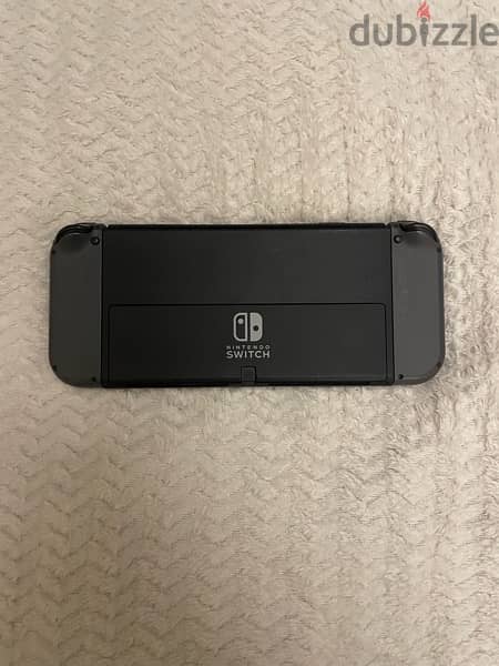 Nintendo Switch OLED + Carrying Case 3