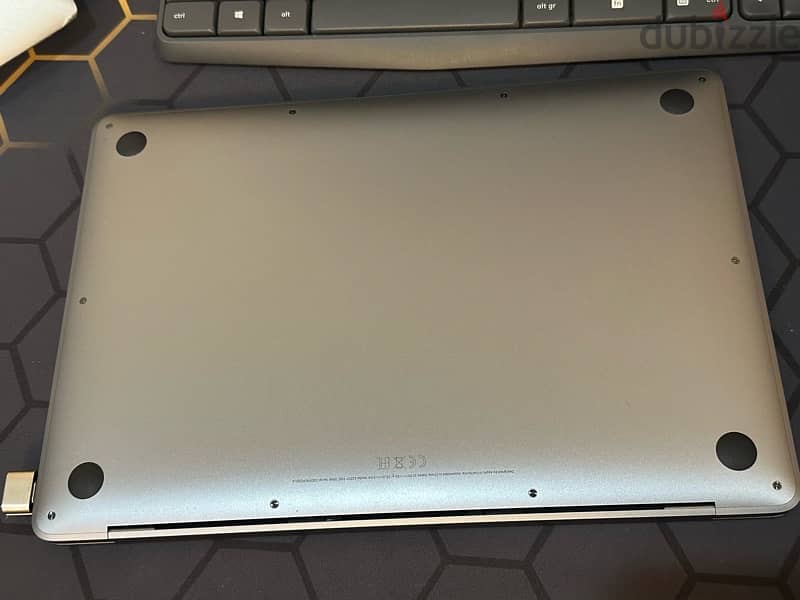 apple macbook air m1, like new with box, grey, 256gb original cost 459 7