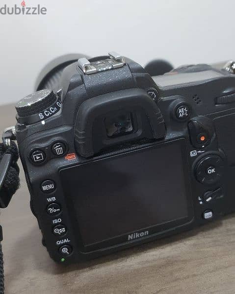 Nikon  D 7000 1
