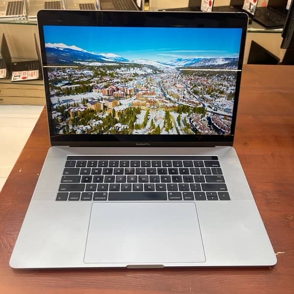 Apple MacBook Pro 2016 Core i7 1