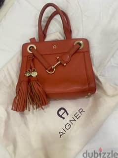 AIGNER original bag شنطة اقنر أصلية 0