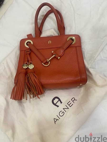 AIGNER original bag شنطة اقنر أصلية 0