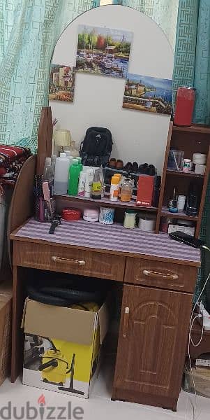 dressing table