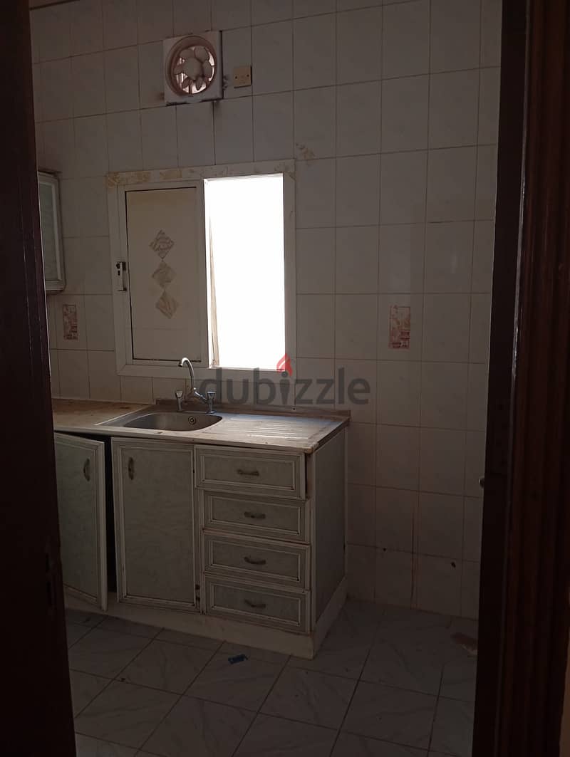 2 BEDROOM 2 BATHROOM FLAT FOR RENT 3