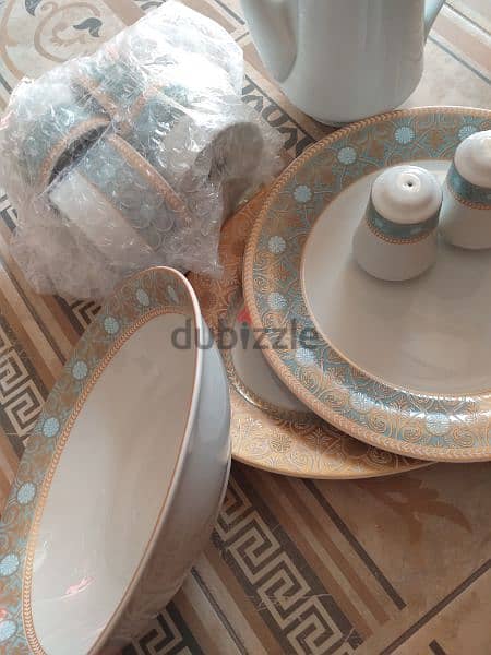 brand new dinner set 24 piece ceramic 2